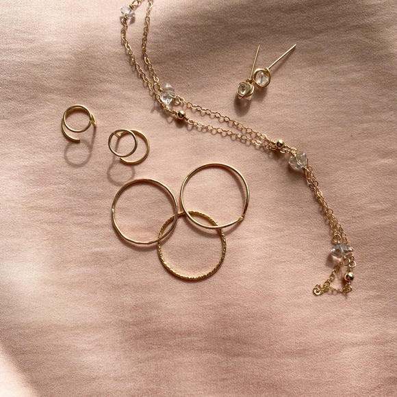 Meet your Posher, Stephanie Marie - Picture 5 of 5